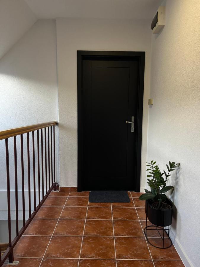 Lučenec Apartman Gabi מראה חיצוני תמונה